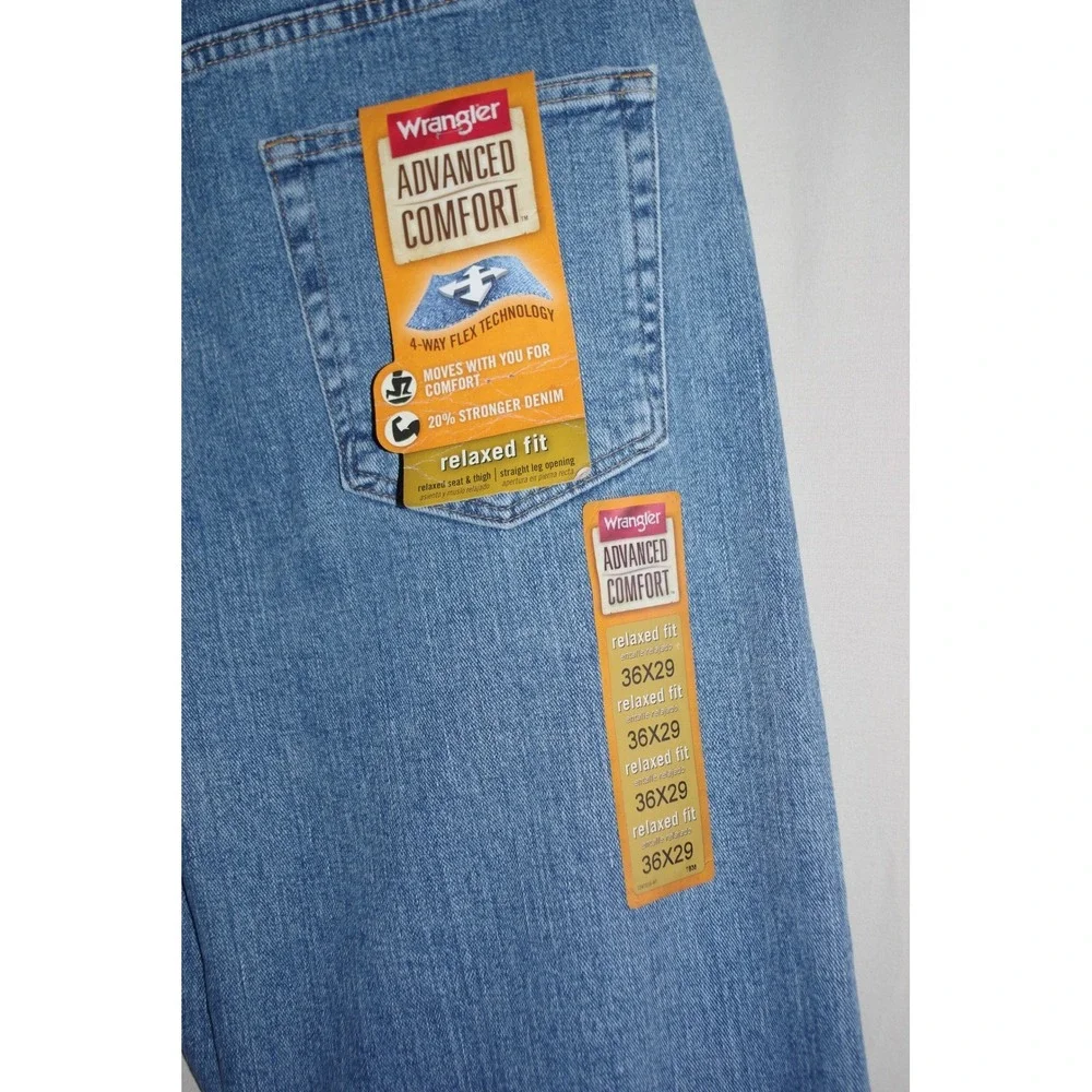 NWT Wrangler Men's 36x29‎ Advanced Comfort Relaxed Fit Jeans Blue Denim 9TRLAVS
